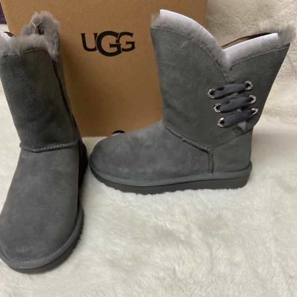New UGG Constantine grey satin ribbon boots size charcoal